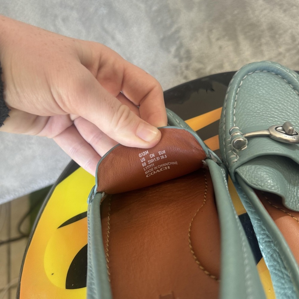 Coach Shoes Womens Size 6 Blue Leather Loafer Driving Moccasin Comfort Slip On - Picture 6 of 7